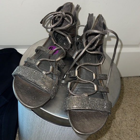 Kenneth Cole Reaction gladiator sandals size 6/2 - Picture 3 of 3